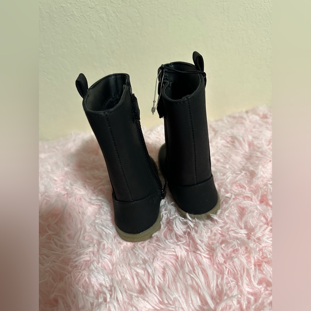 Black Boots - Picture 2 of 8